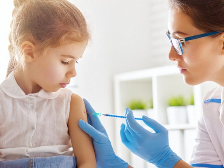Vaccinazioni a scuola: disponibile il modello per i genitori