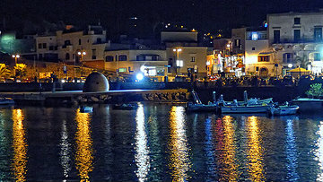 Collegamenti golfo di Napoli: dal 1° settembre abbonamento integrato e prenotazione per pendolari e residenti,  corse notturne Ischia-Procida-Napoli 
