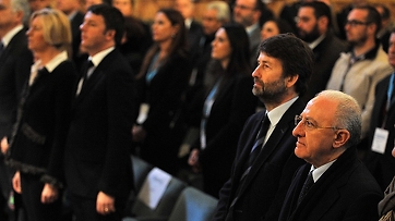 Il presidente del Consiglio Matteo Renzi alla Reggia di Caserta