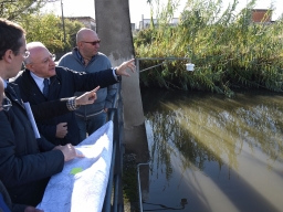  Il presidente De Luca effettua il sopralluogo per il disinquinamento del fiume Sarno