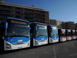 Consegnati 24 nuovi mezzi per BusItalia Campania
