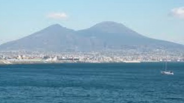 Vesuvio: nessun allarme, domani sopralluogo tecnico
