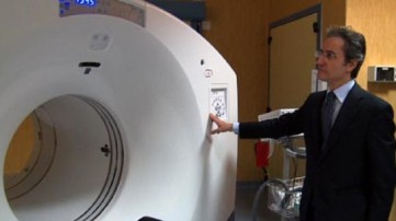 Healthcare, Caldoro Attended Presentation of PET CT at Moscati Hospital of Avellino
