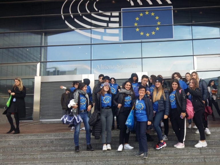 Racconta Europa, studenti campani protagonisti a Bruxelles con la Regione