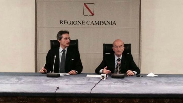 Press Conference about ex Circum Trains held by Caldoro and Vetrella 