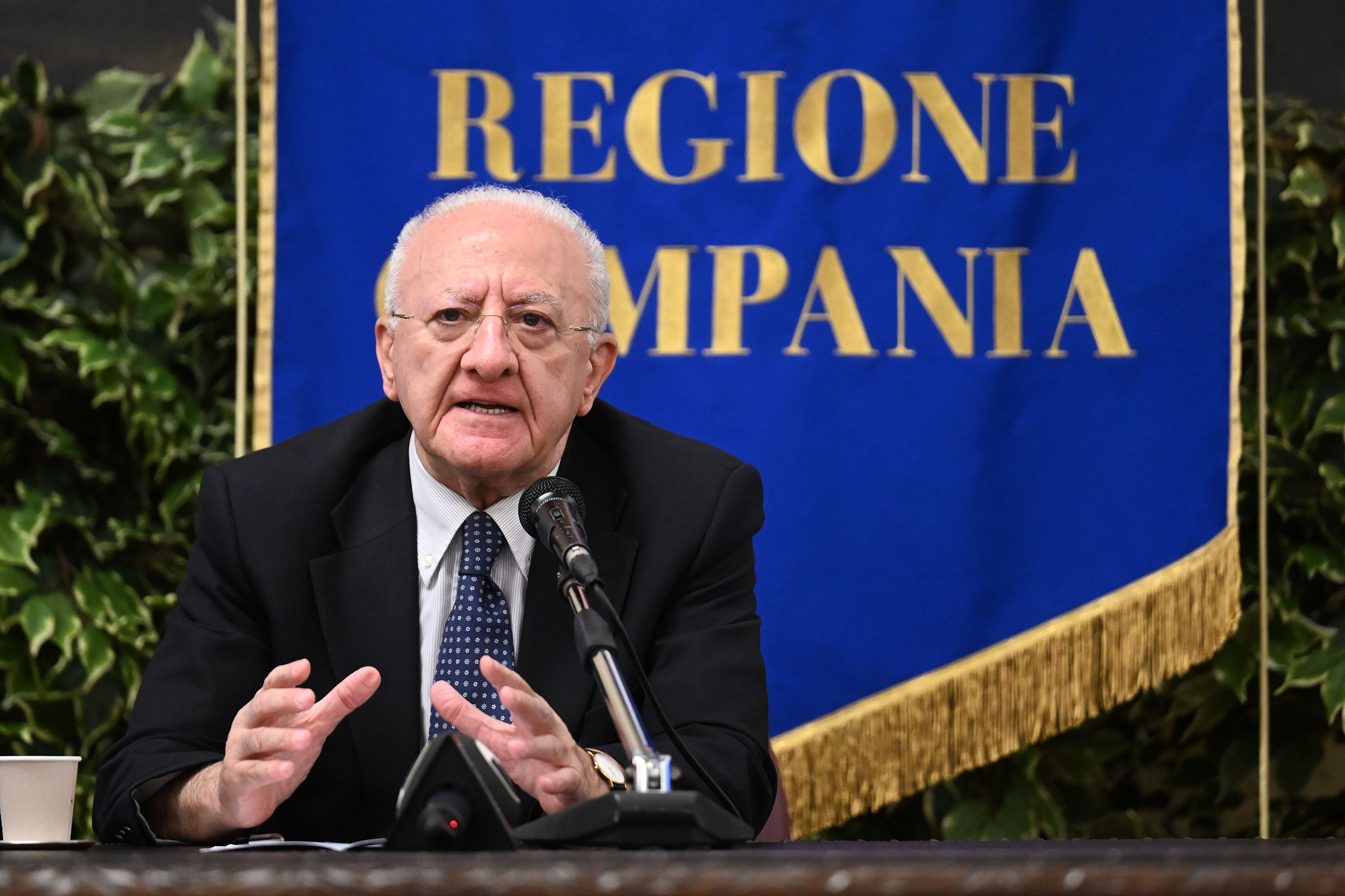 De Luca alla presentazione dell'app Sinfonia Salute