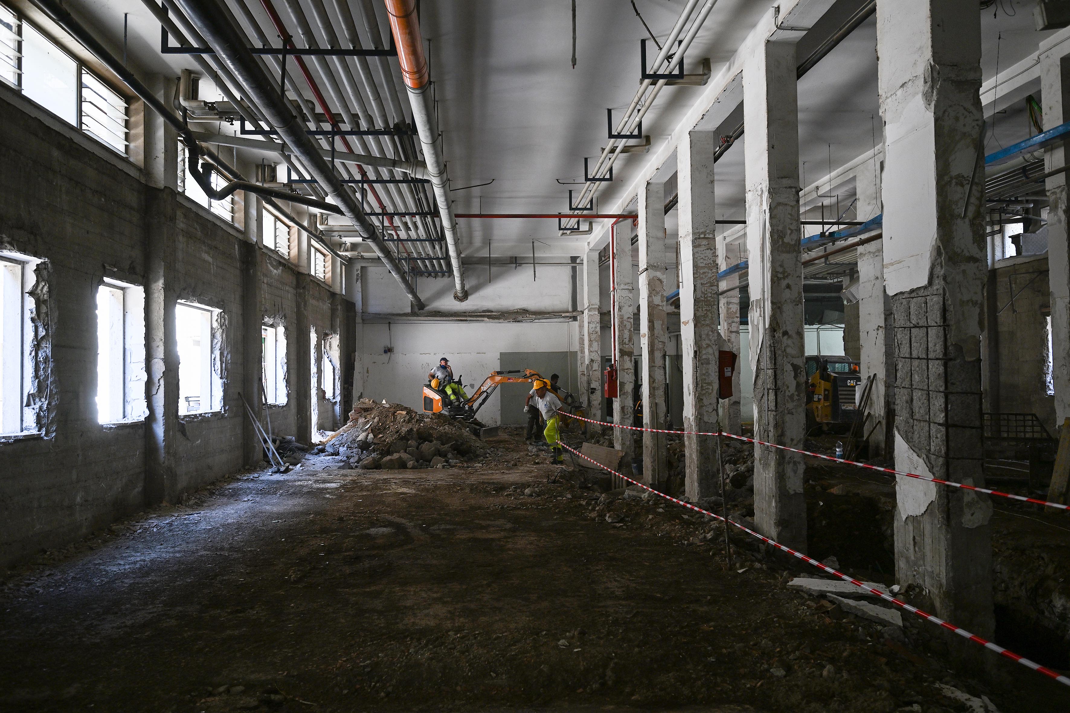 de_luca-cantiere_ospedale_nocera