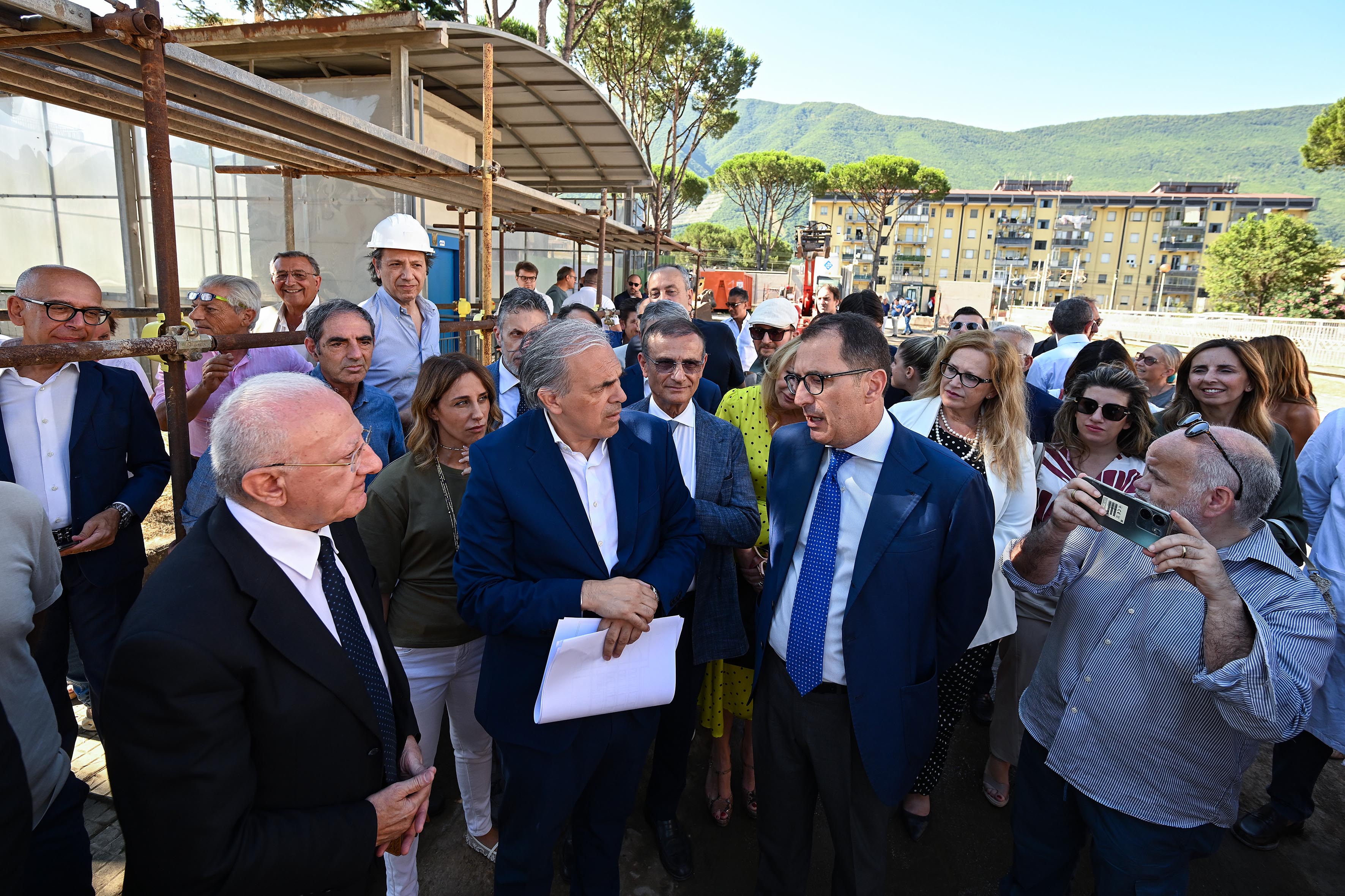 de_luca-cantiere_ospedale_nocera