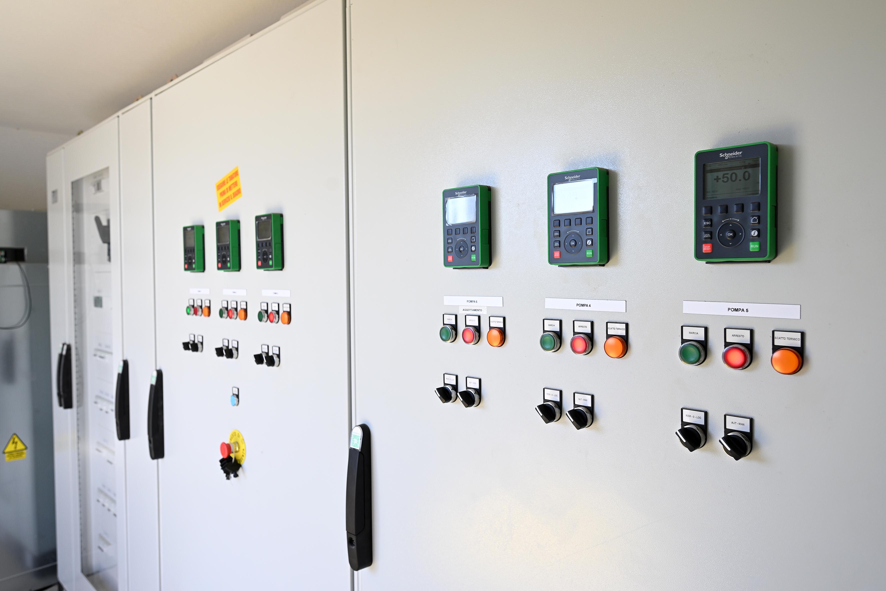 De Luca alla presentazione delle opere di completamento dell'impianto fognario di scafati