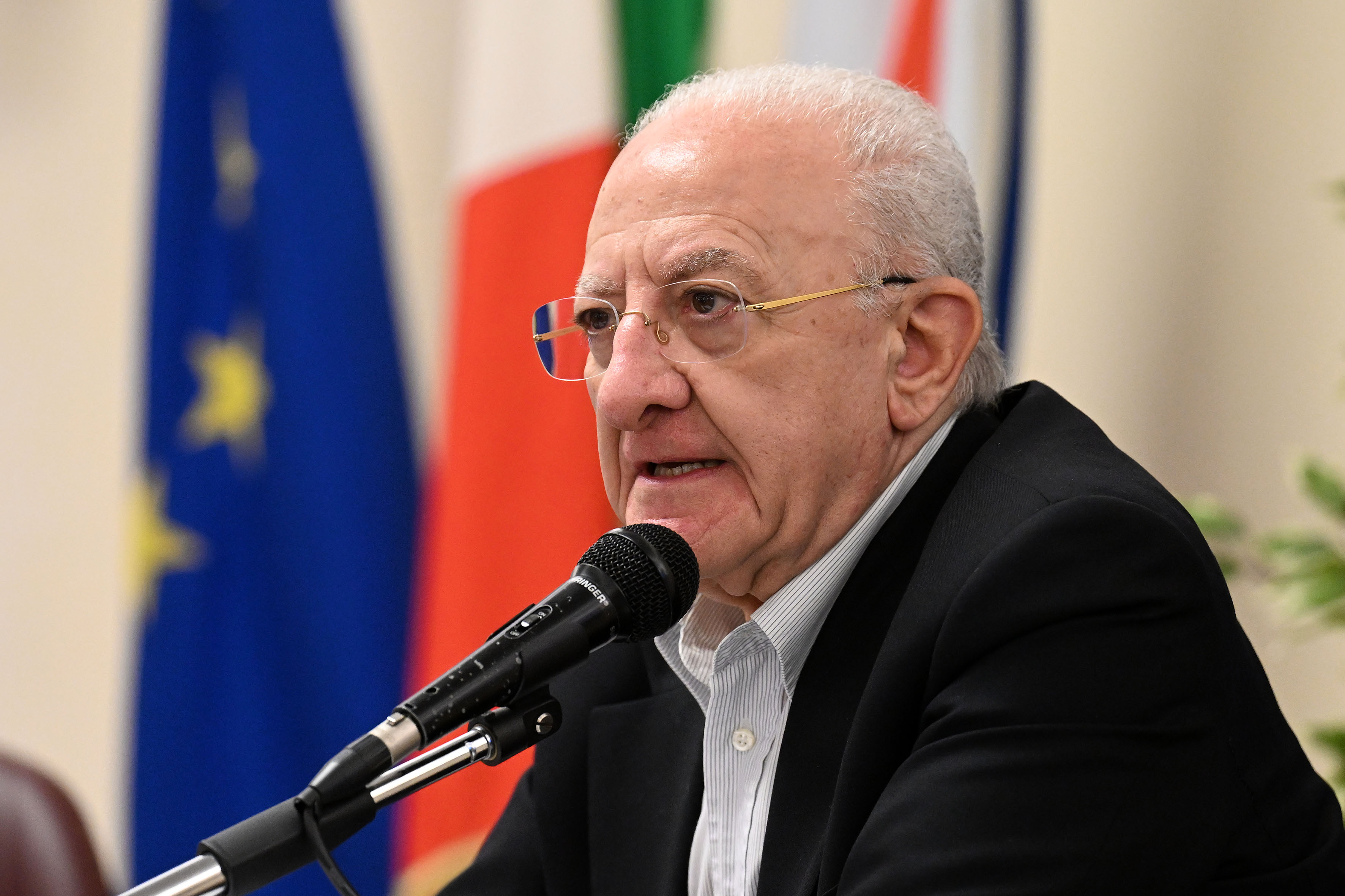 de_luca-un_estate_da_re