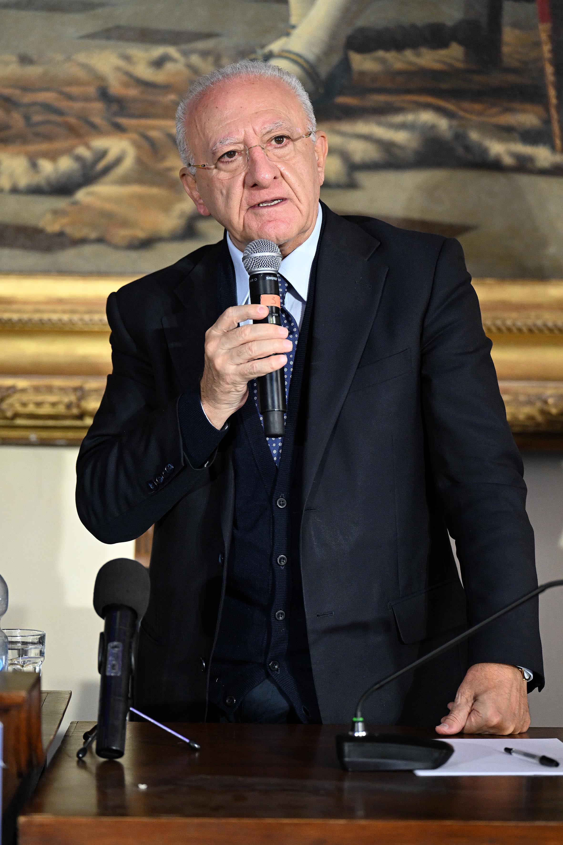 de_luca-ospedale_sessa_aurunca-