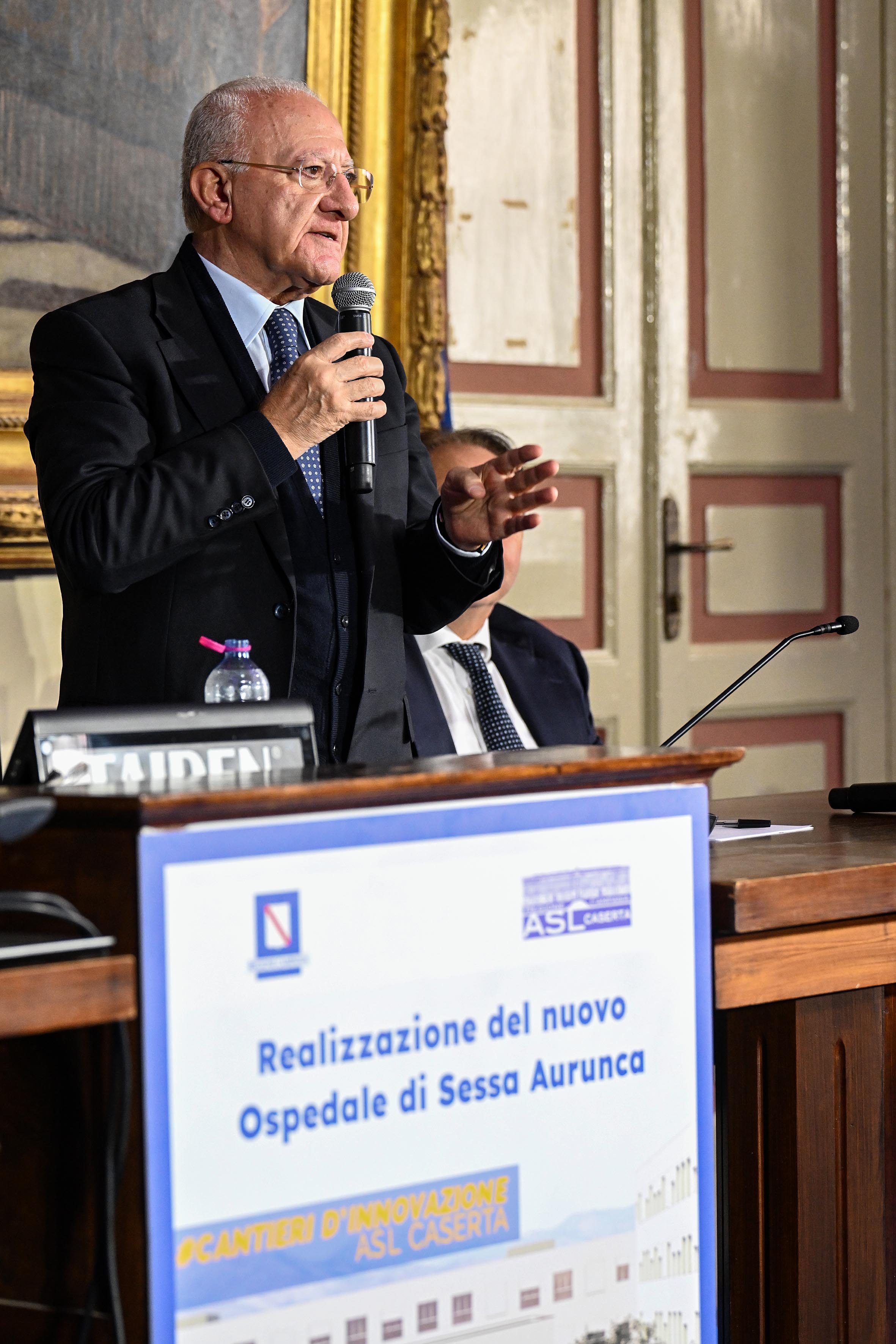 de_luca-ospedale_sessa_aurunca-