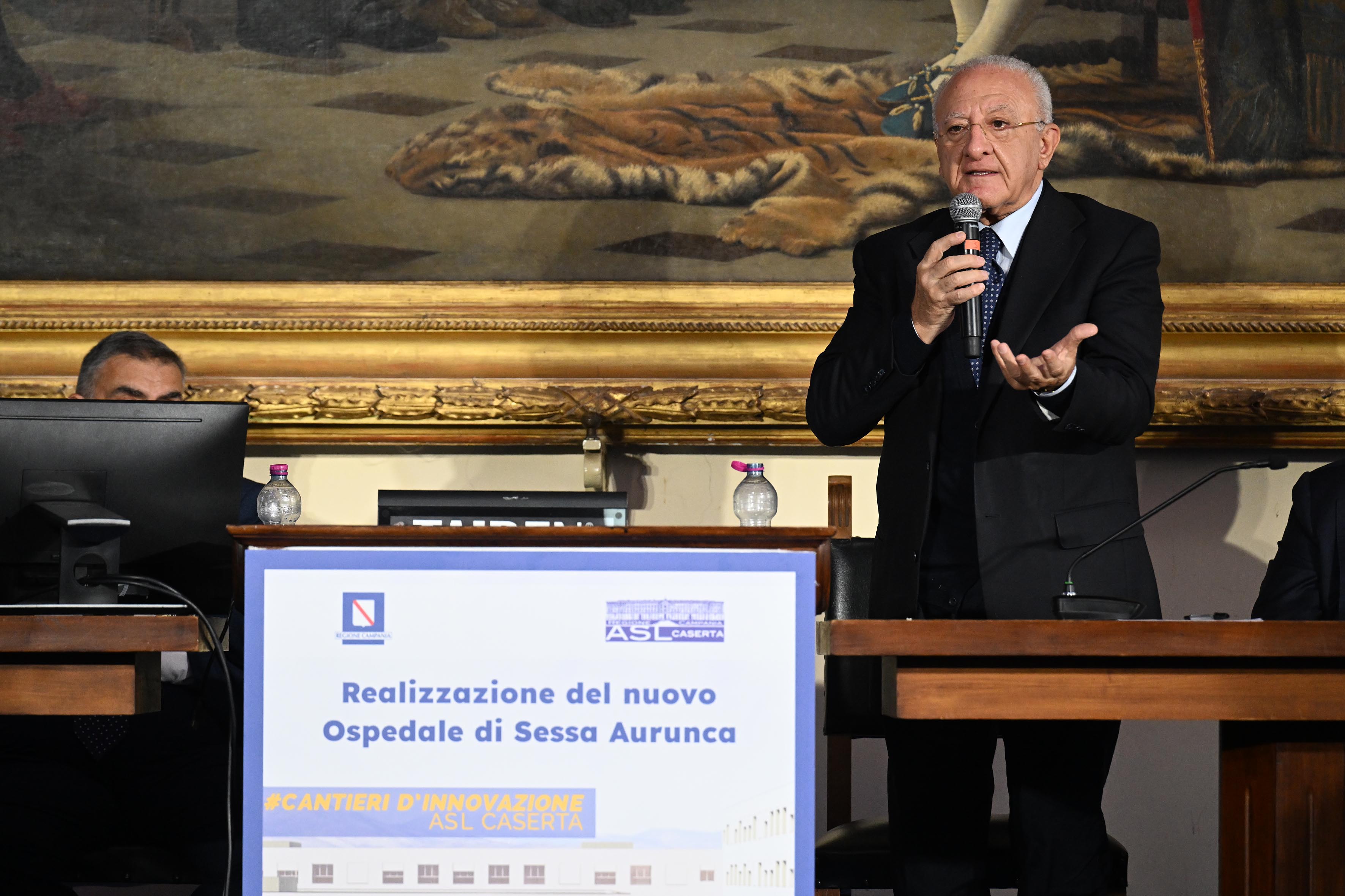 de_luca-ospedale_sessa_aurunca-