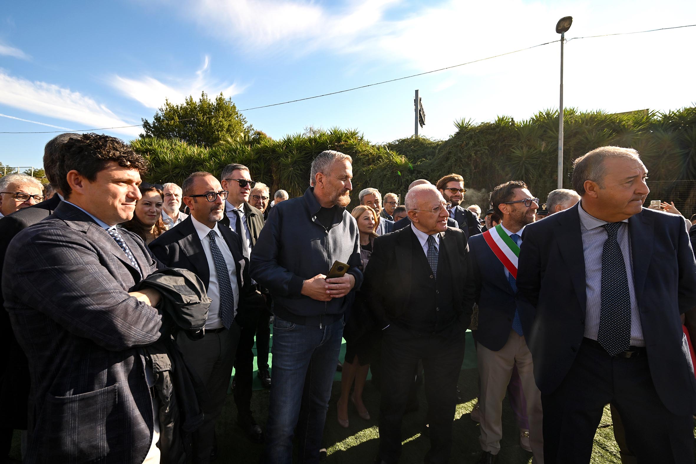 de_luca-cantiere_casa_comunit_pomigliano