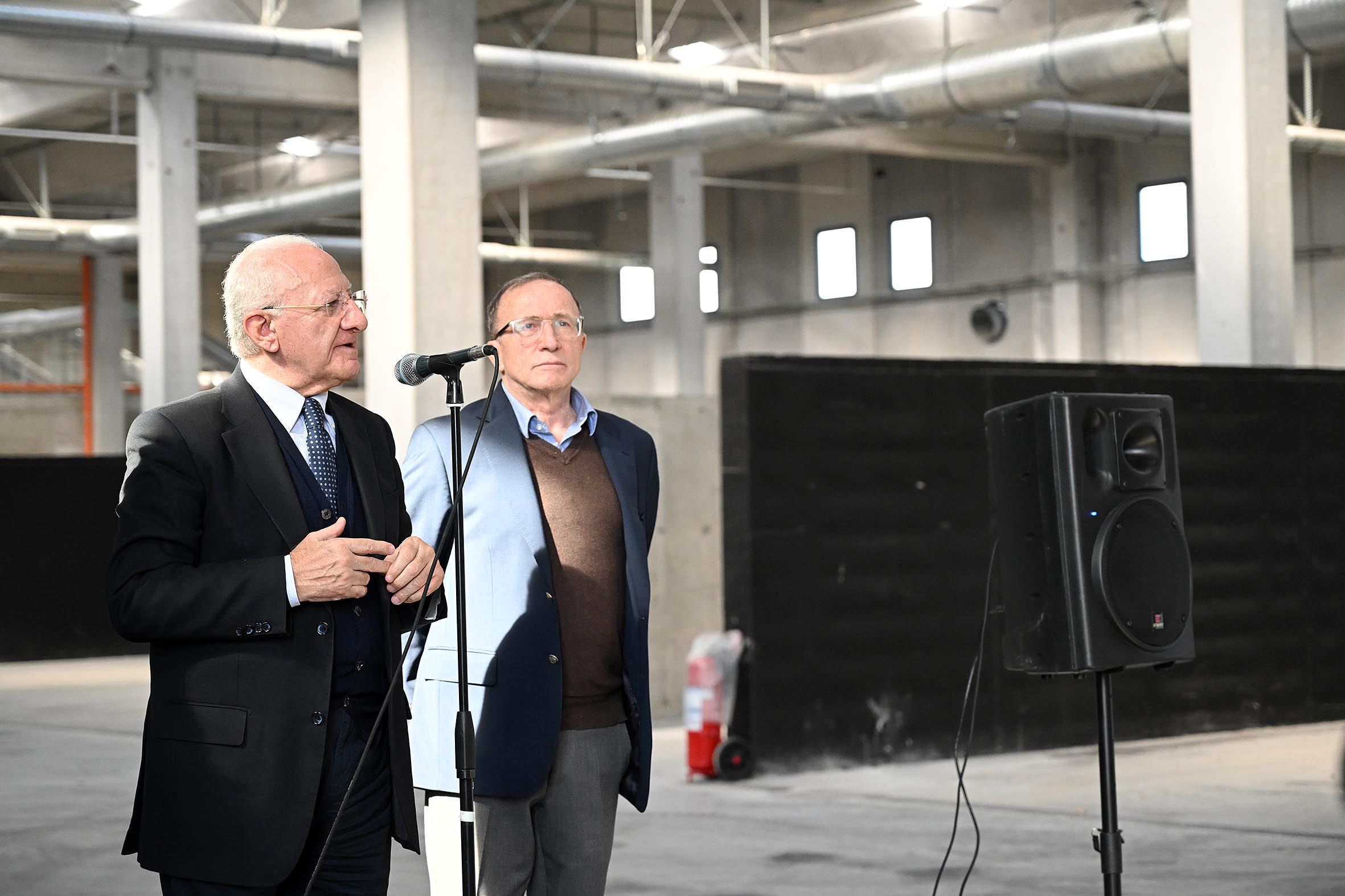 de_luca-impianto_compostaggio_marigliano