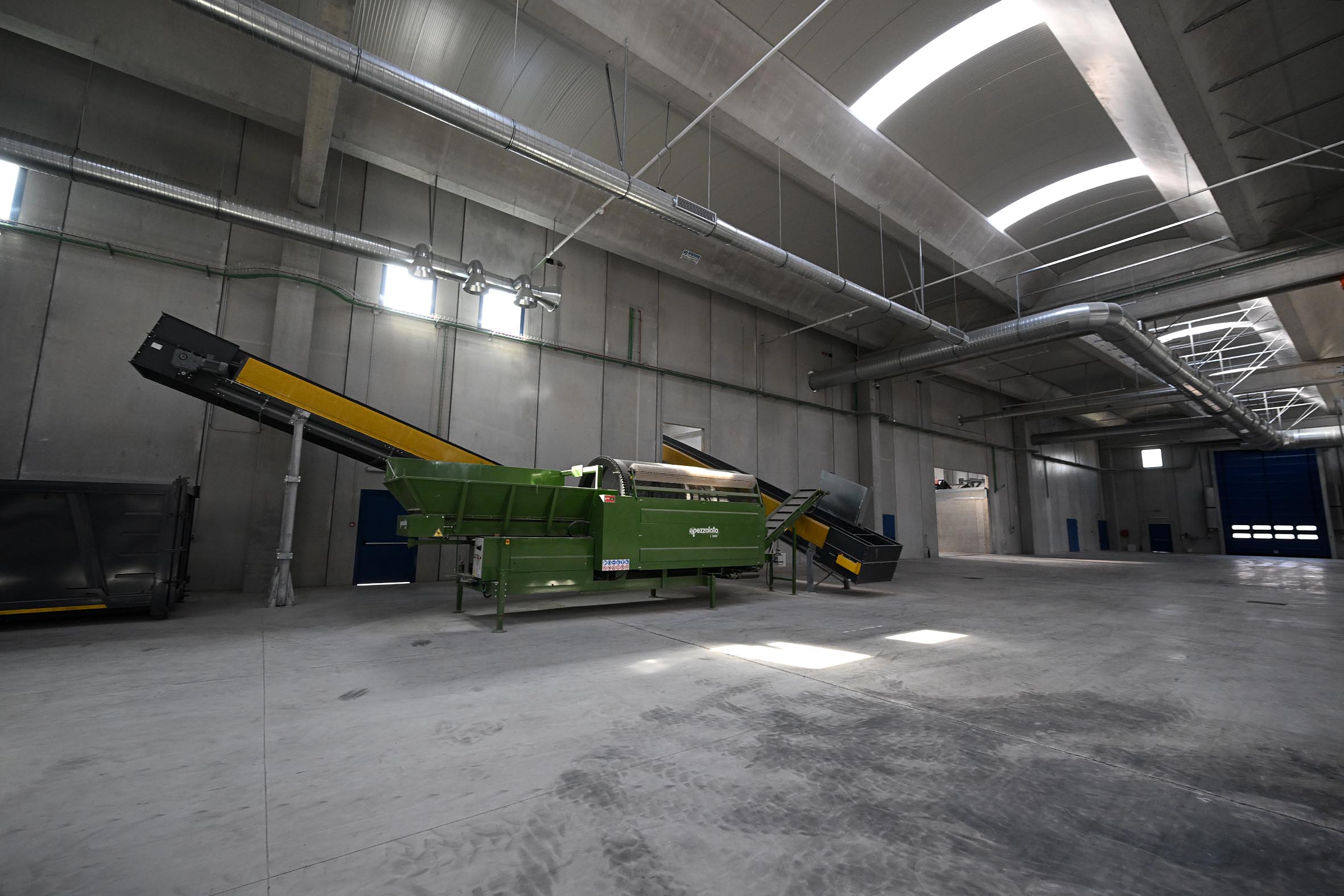 de_luca-impianto_compostaggio_marigliano