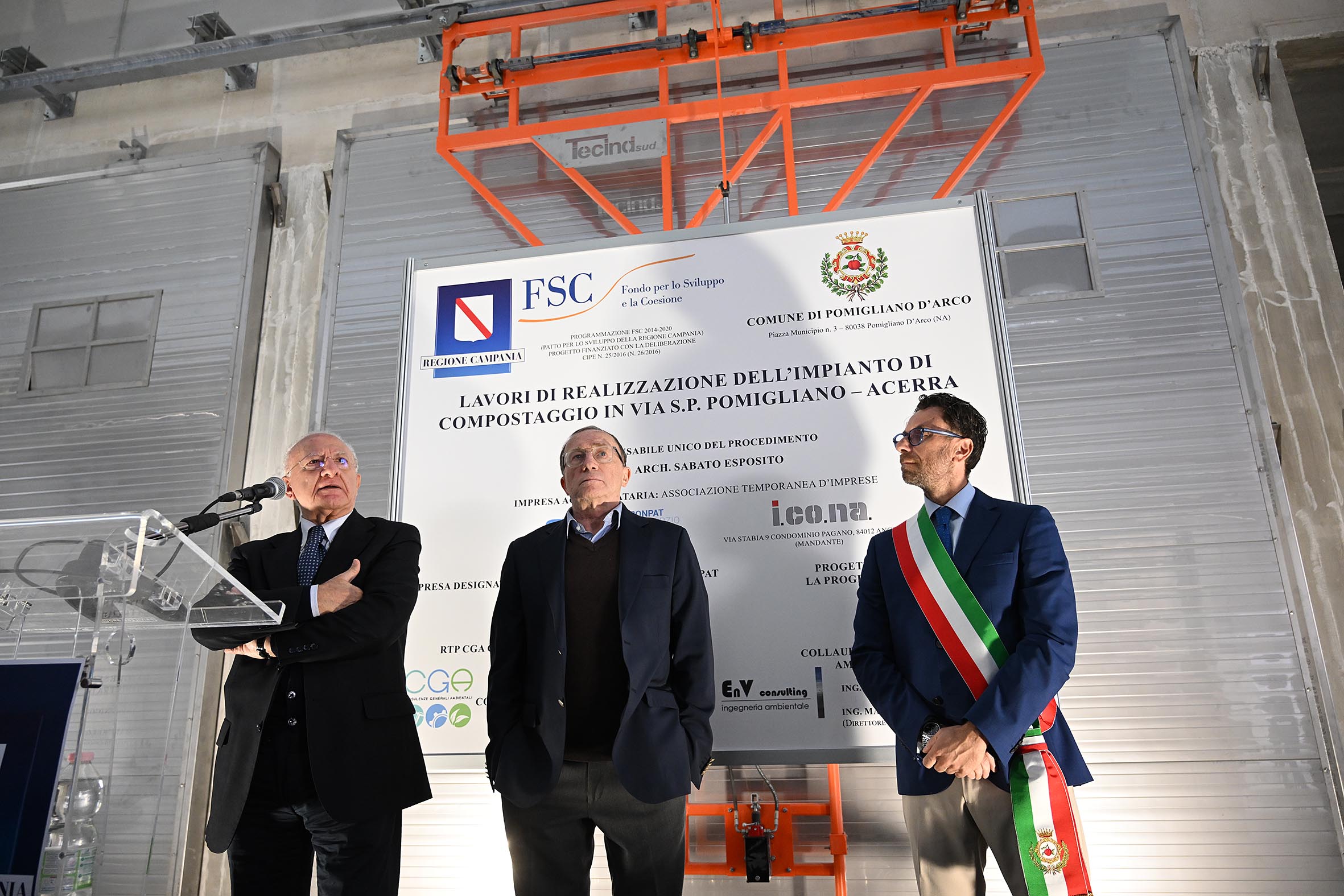 de_luca-impianto_compostaggio_pomigliano