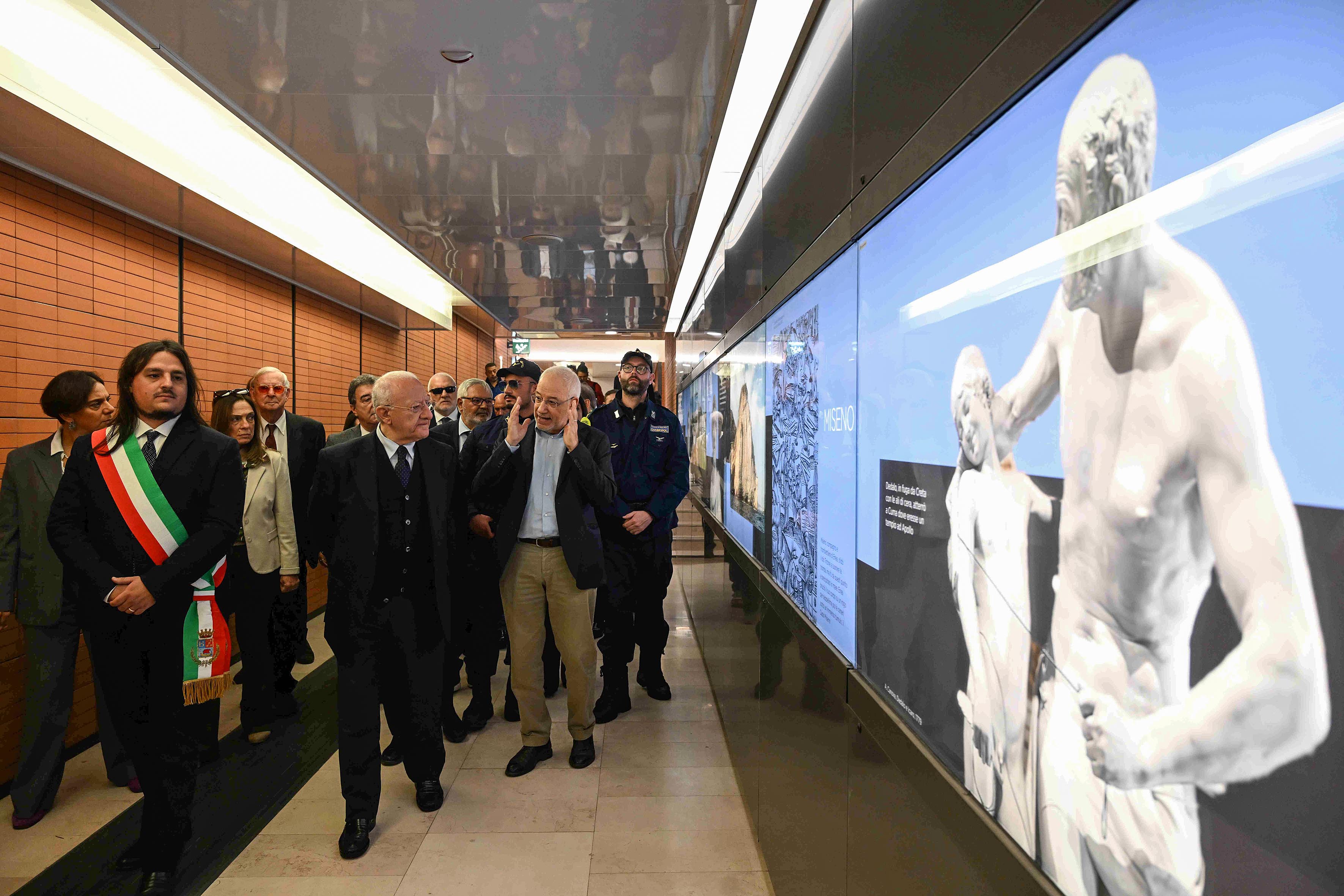 Inaugurazione della nuova stazione di Baia