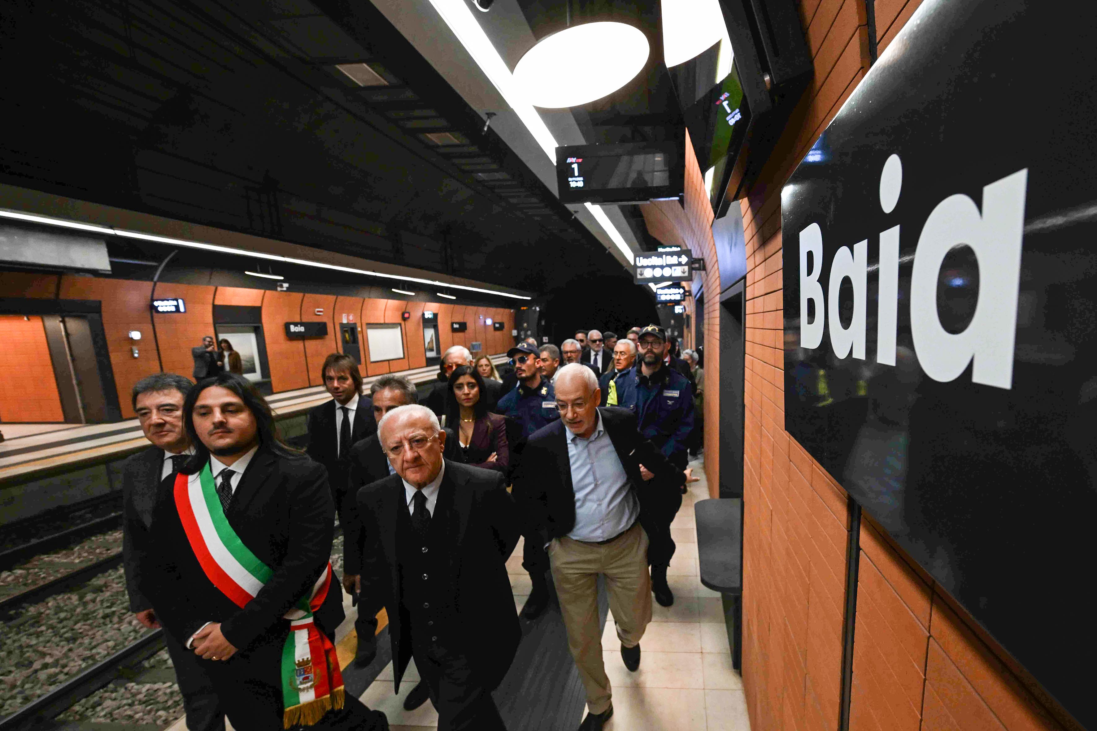 Inaugurazione della nuova stazione di Baia