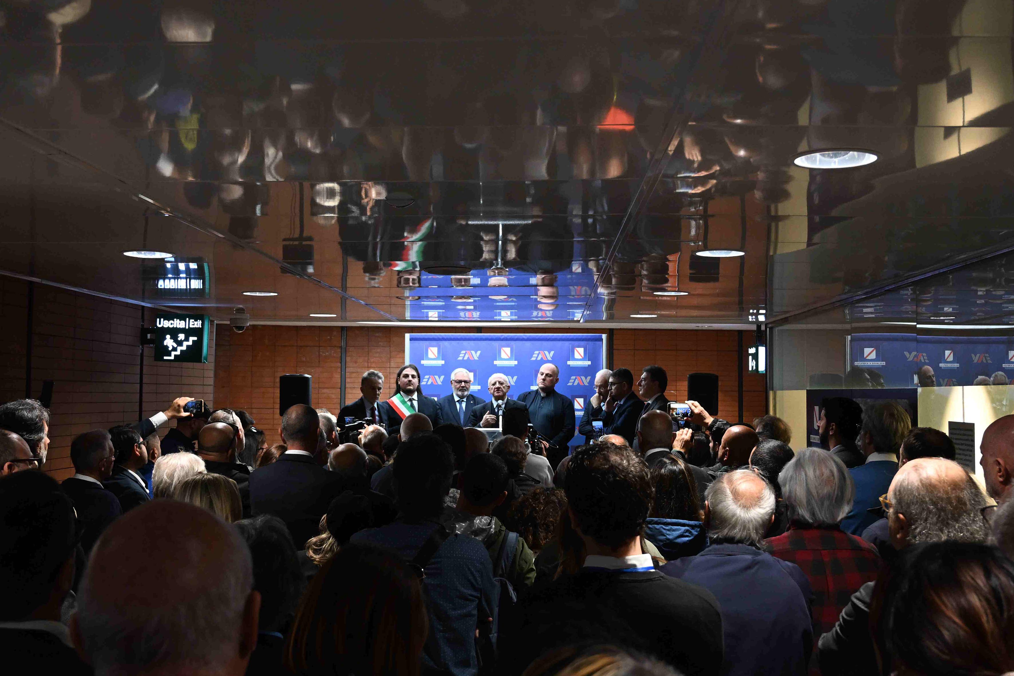 Inaugurazione della nuova stazione di Baia